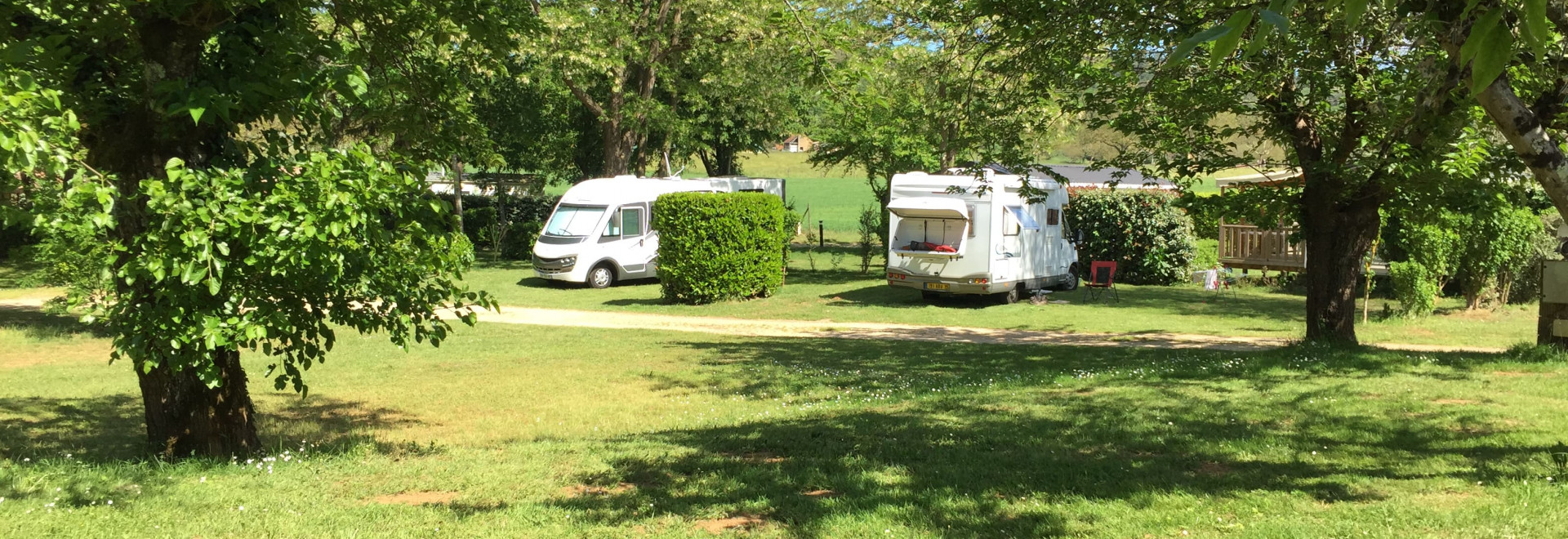 campings car domaine des chenes verts.jpg